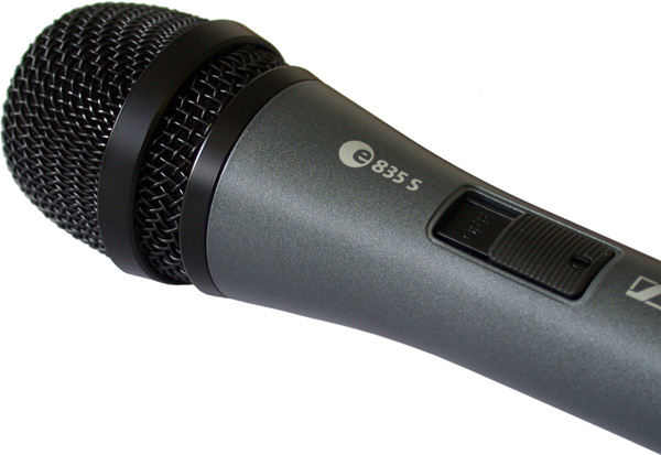 SENNHEISER Alternative text - SENNHEISER