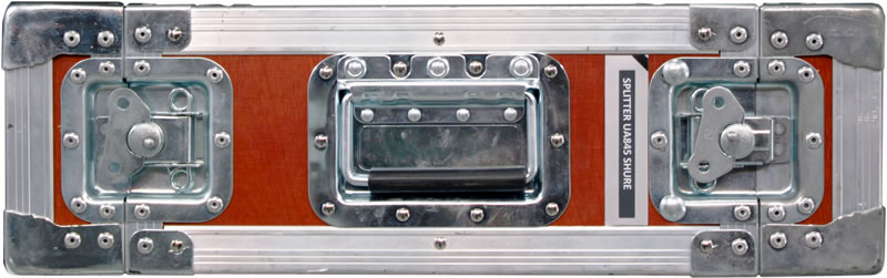 SHURE Alternative text - SHURE